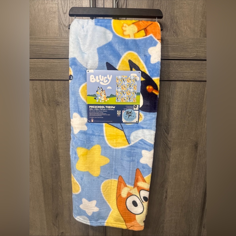 New Bluey & Bingo Playing & Singing Stars Plush 40"x50" Preschool Throw Blanket